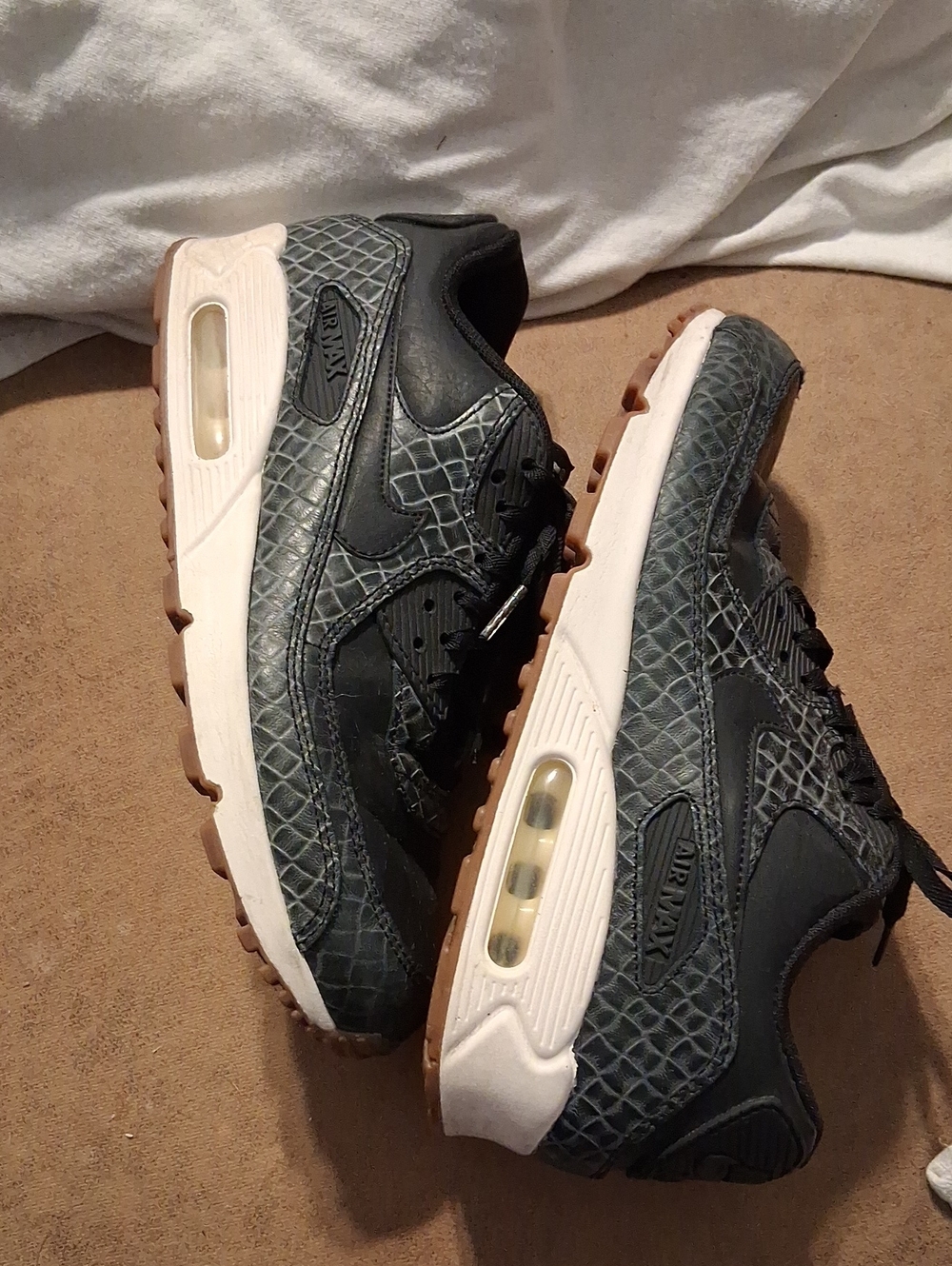 Nike Women’s Air Max 90 Black with White Midsole and Gum Outsole